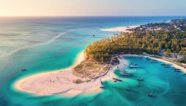 Kiedy najlepiej jechać na Zanzibar, aby uniknąć deszczu i tłumów